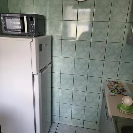 Apartament Sosnowy Z Parkingiem Torun Exterior photo