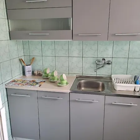 Apartament Sosnowy Z Parkingiem Torun Exterior photo
